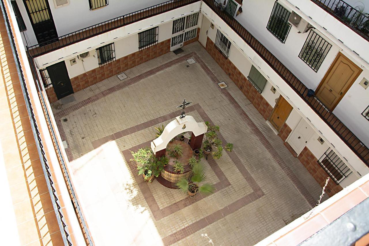 Apartamento Triana เซบีญา ภายนอก รูปภาพ
