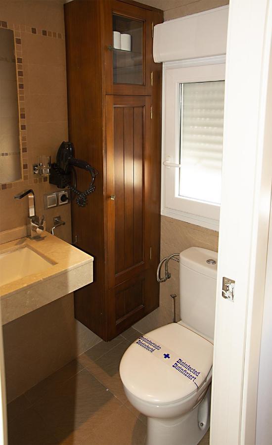 Apartamento Triana เซบีญา ภายนอก รูปภาพ