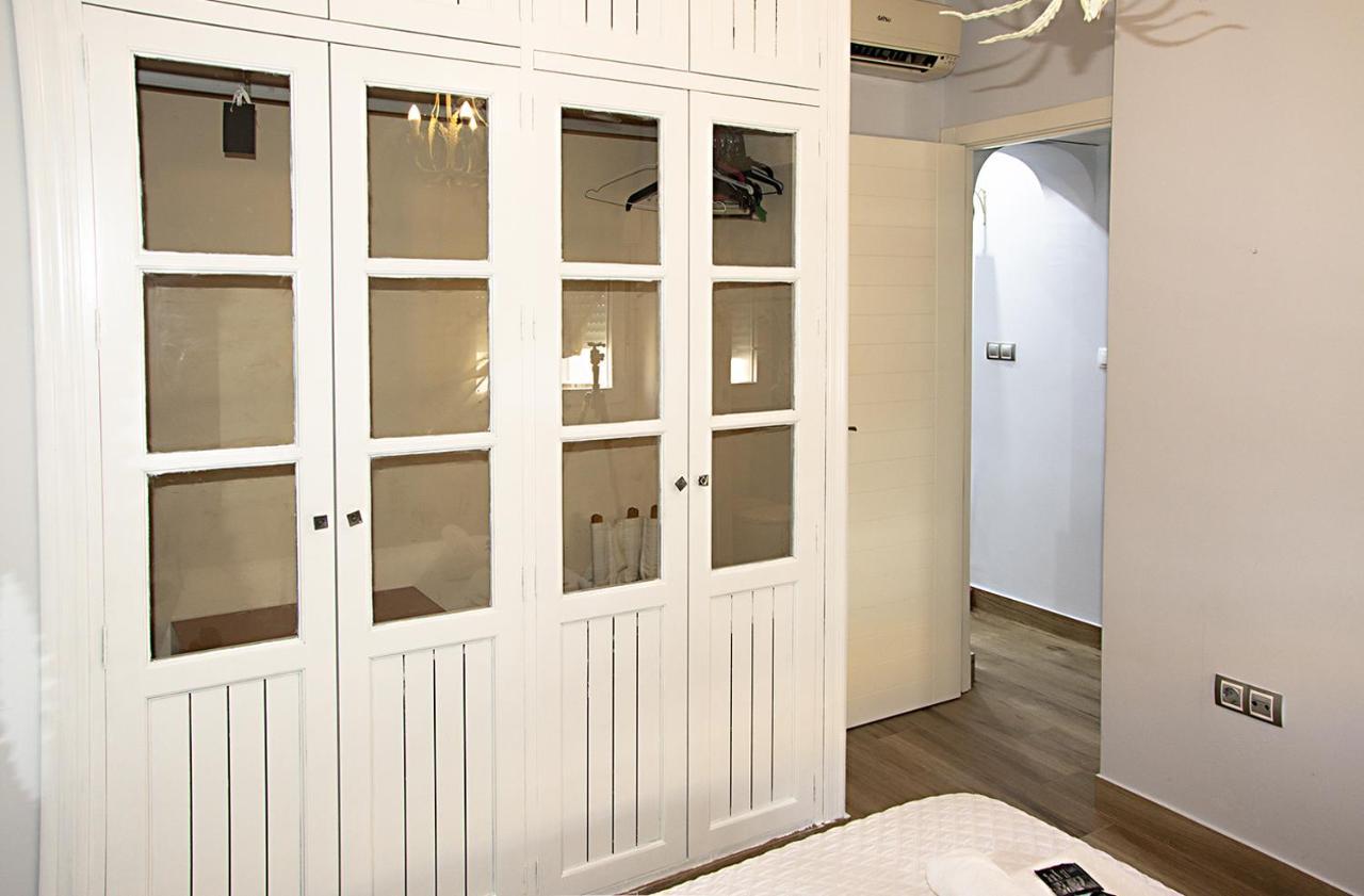 Apartamento Triana เซบีญา ภายนอก รูปภาพ
